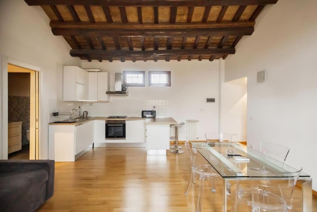 Live - Exclusive Penthouses Rom