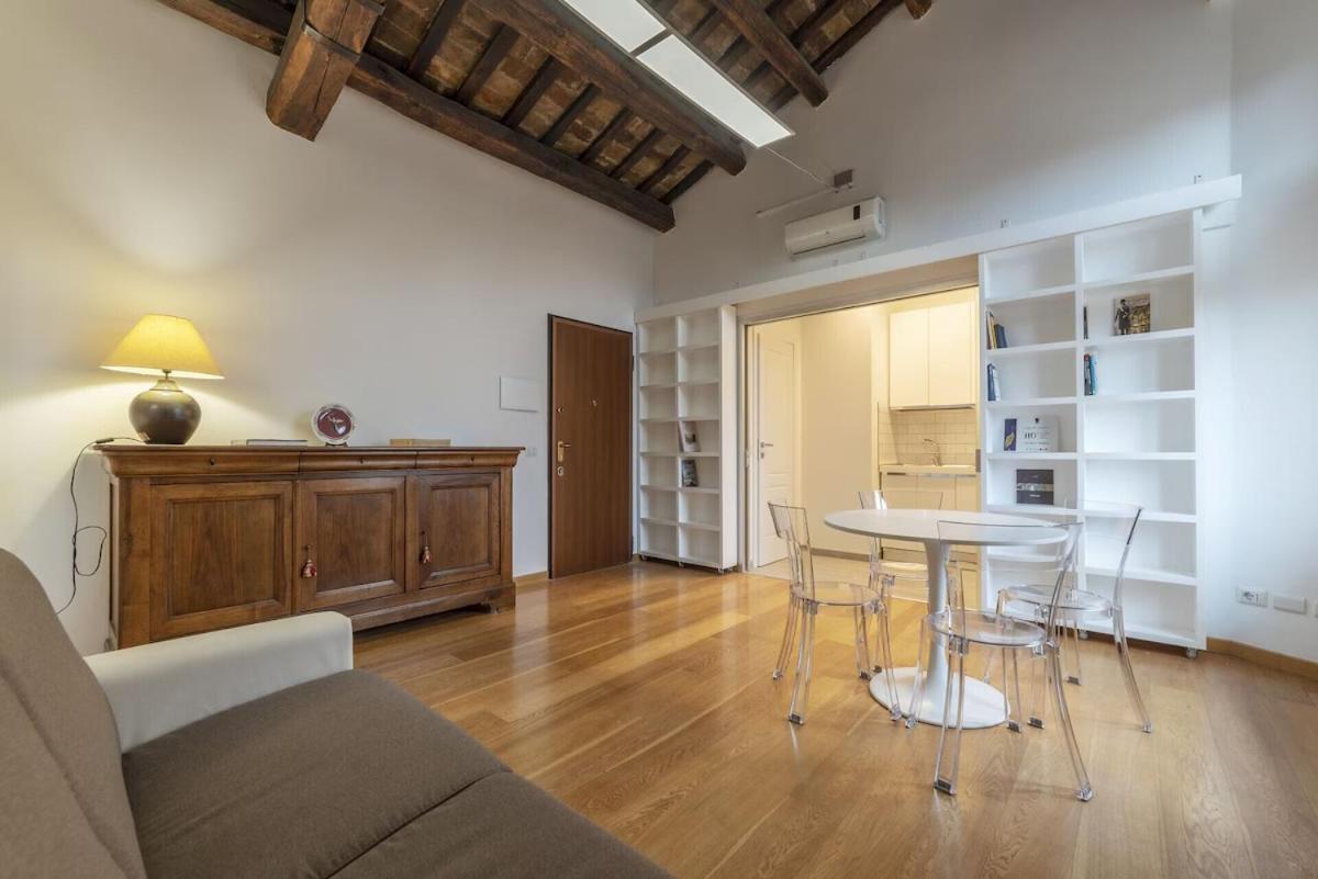 Live - Exclusive Penthouses * Rom